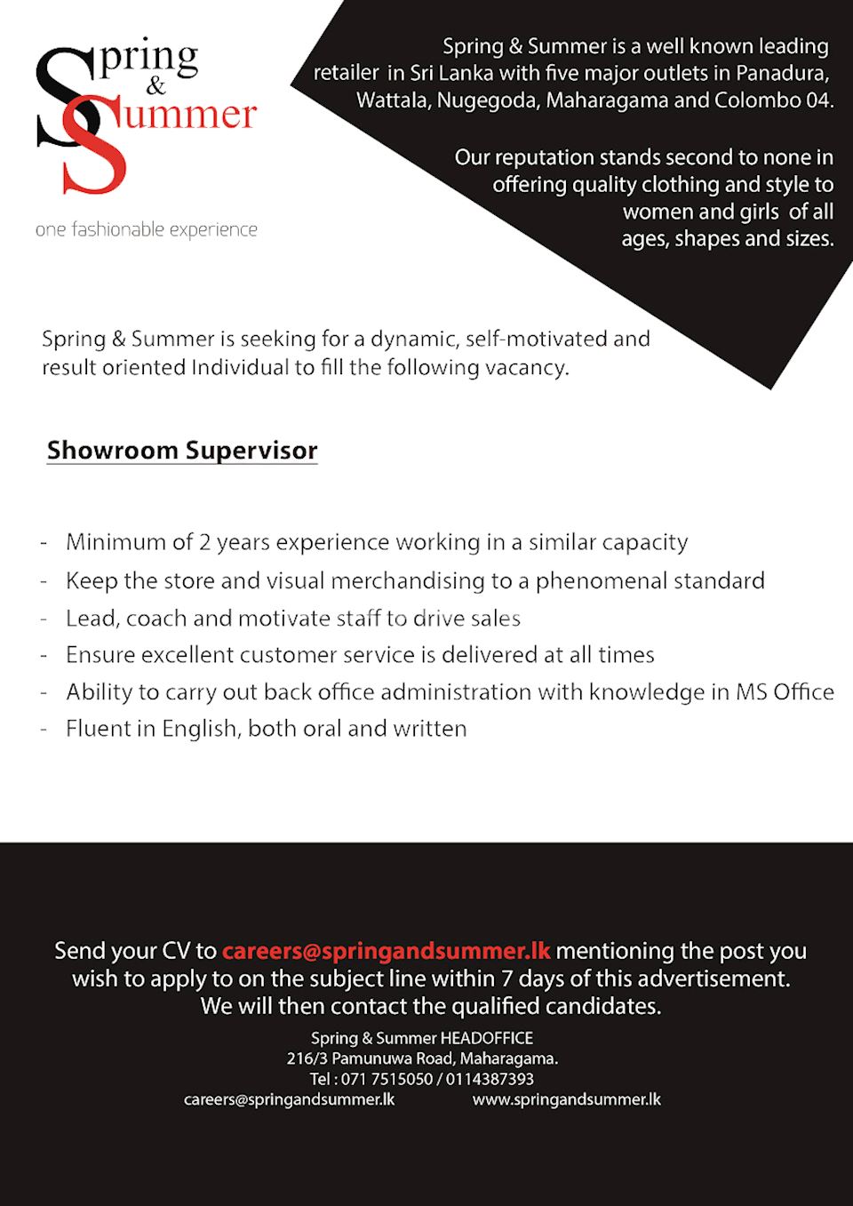 showroom-supervisor-at-spring-summer