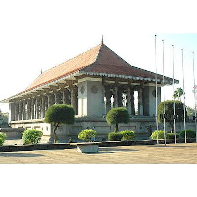 Independence Square logo