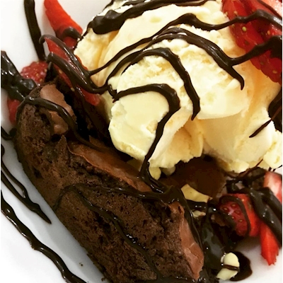 Head over to Skrumptious now to taste this heavenly combination with your favourite toppings 